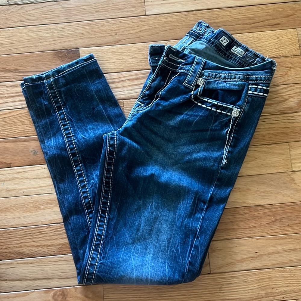 Women’s Miss Me Mid Rise Jeans size 27